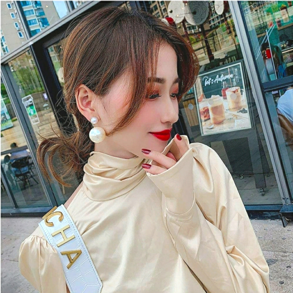 Large Pearl. 925 Dangle Earrings